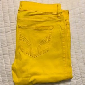 Hollister yellow jeans